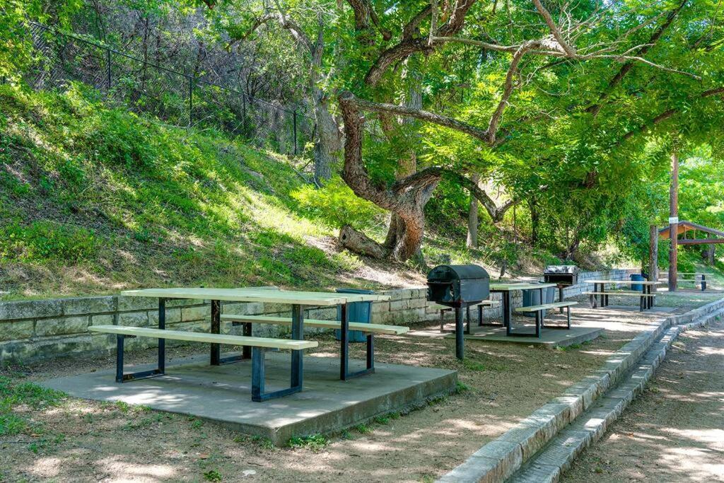 Vista Grande - Beautiful Views & Lake Access Austin Exterior photo